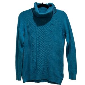 Northern reflections, size small, blue turtleneck, long sleeve